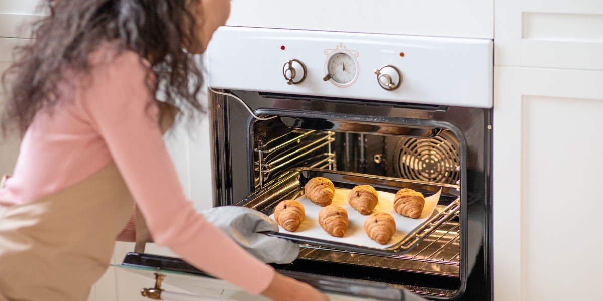 A Trip Back In Time: How People Talked About Fitted Ovens And Hobs 20 Years Ago
